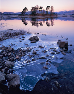 Clear sky and ice Loch Tul copy