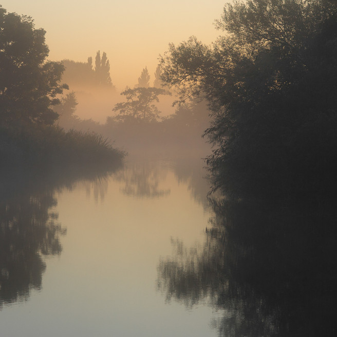 Quintin Lake -Thames Waters 100 miles downstream (dawn near Shiplake).