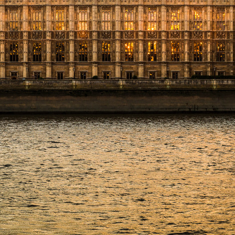 Quintin Lake -Thames Waters 169 Miles downstream (Houses of Parliament, London).