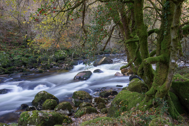 A7R with Sigma 35mm f1.4 ‘Art’ lens. 2 seconds at approximately f16 with Lee 3 stop ND filter