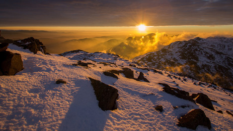 Winter dawn from Bowfell