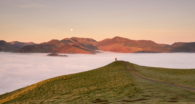 Latrigg - A Photographer At Work 2048 OnLandscape