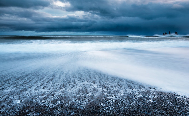 Theo Bosboom - Storm at Vik