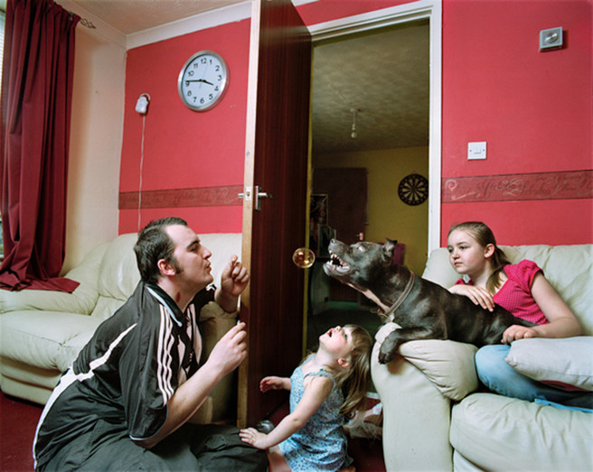  David with daughters Kadie and Robyn and Ty-dog, 2008 