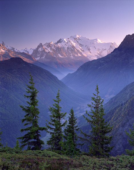 Evening view on Montblanc, mid July. Pentax 67II, SMC Pen-tax 90-180mm lens, polarizing filter, Fuji Reala