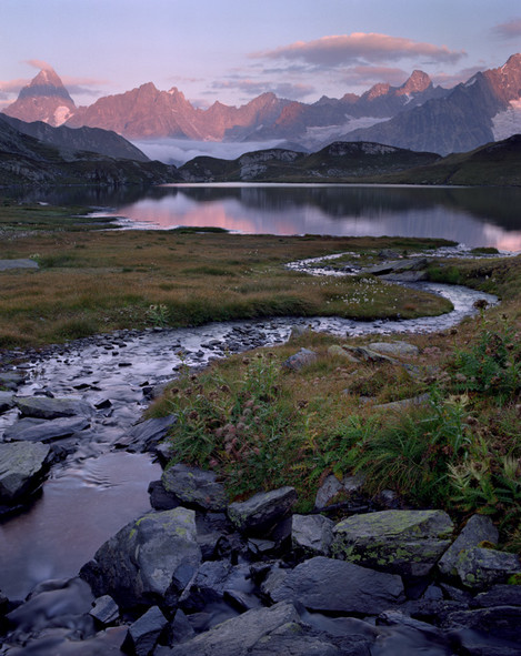 Sunrise with a view on Montblanc grid, late Sep-tember. Pentax 67II, SMC Pentax 55-100mm lens, gradient filter and filling flash, Fuji Reala.