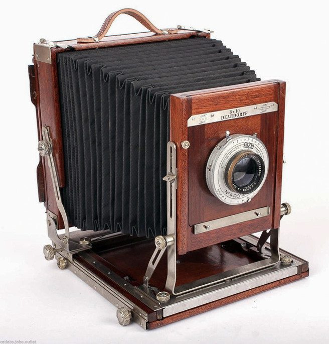 folding wooden large format camera