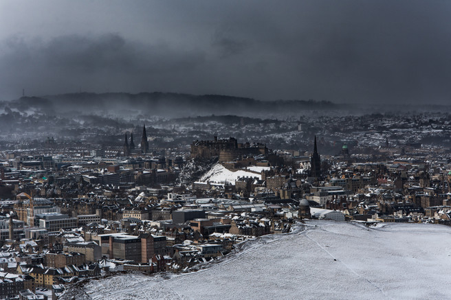 Andrew Bulloch - Edinburgh in the snow