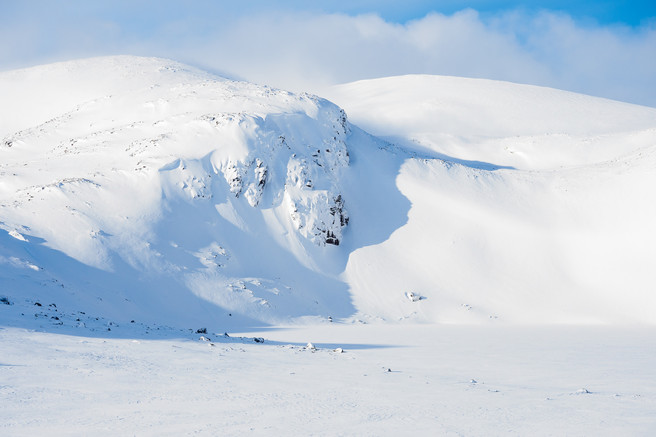 Alex Roddie - An incredible depth of snow in Coire Etchachan