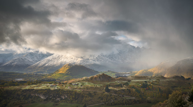 Joe Cornish - Shotover Valley