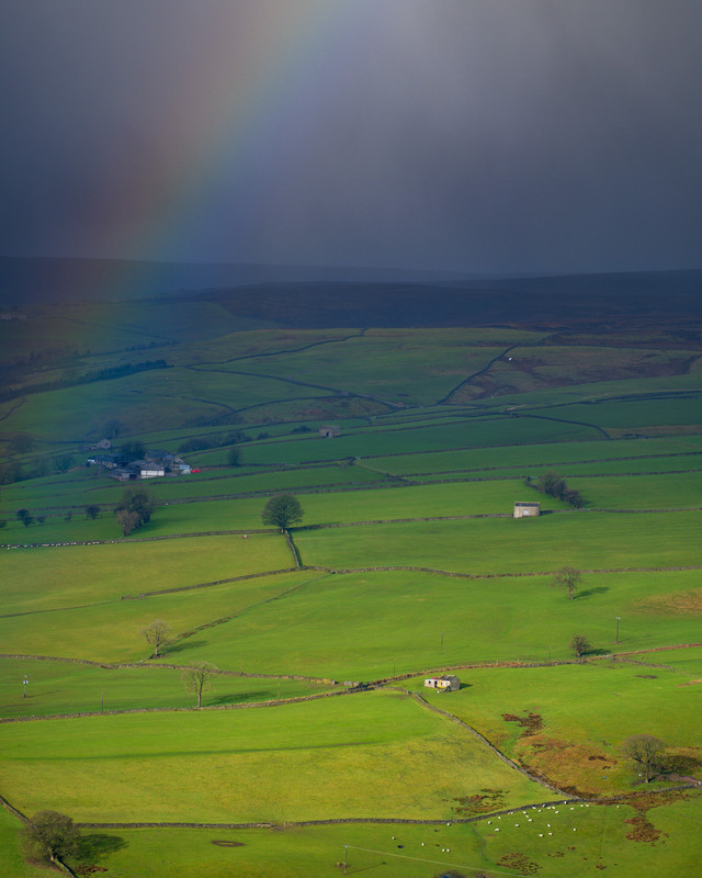 Nidderdale, 1/320th sec at F5.6, GF100-200mm at 200mm