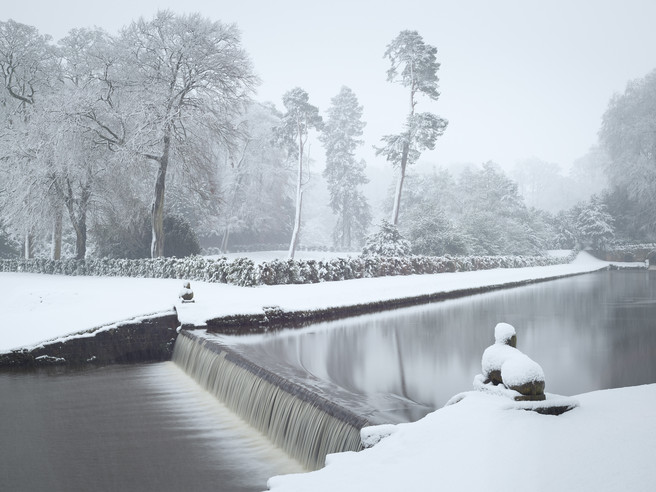 Joe Cornish Watergardensinsnow