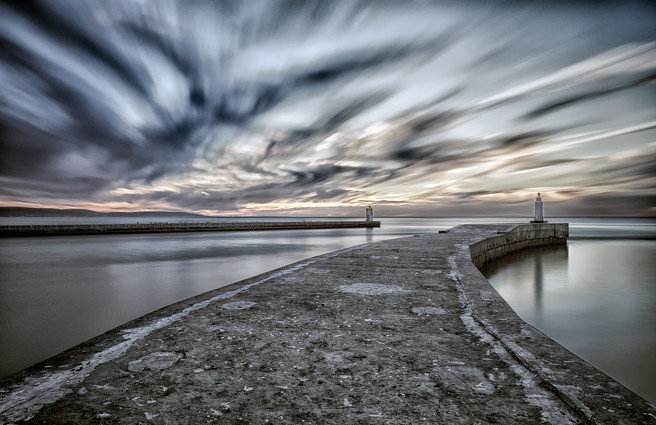 Harbour Wall Des Kleineibst