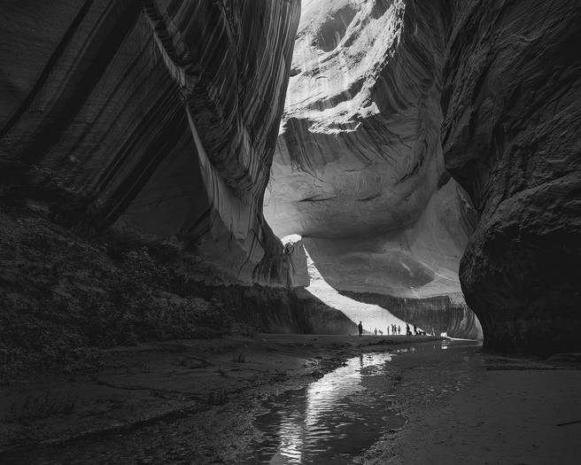 4. P Hyde 4glen 135 Cathedral In The Desert, Glen Canyon (horiz) Bw 72x2048x1638s