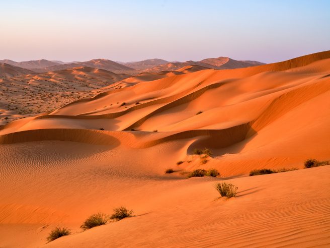 Unterwegs In Den Dünen Der Rub Al Khali, Oman.
