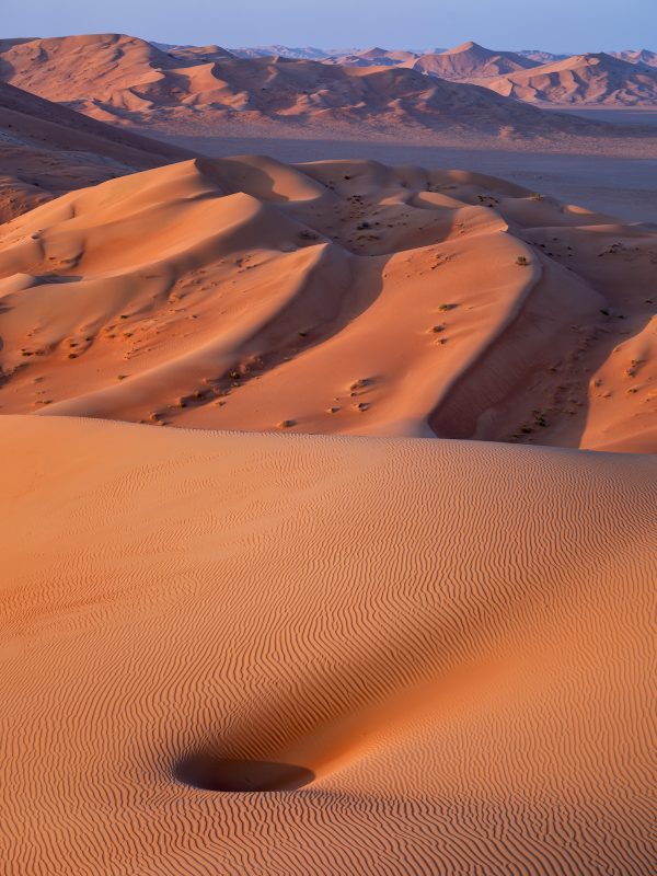 Unterwegs In Den Dünen Der Rub Al Khali, Oman.